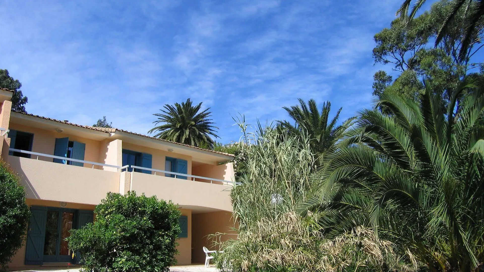 Residence Mmv Le Domaine De La Pinede Le Lavandou France