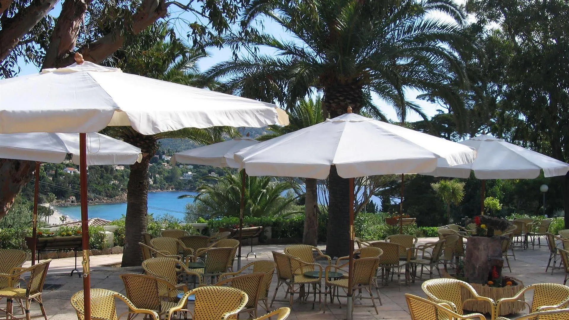 Hotel Residence Mmv Le Domaine De La Pinede Le Lavandou