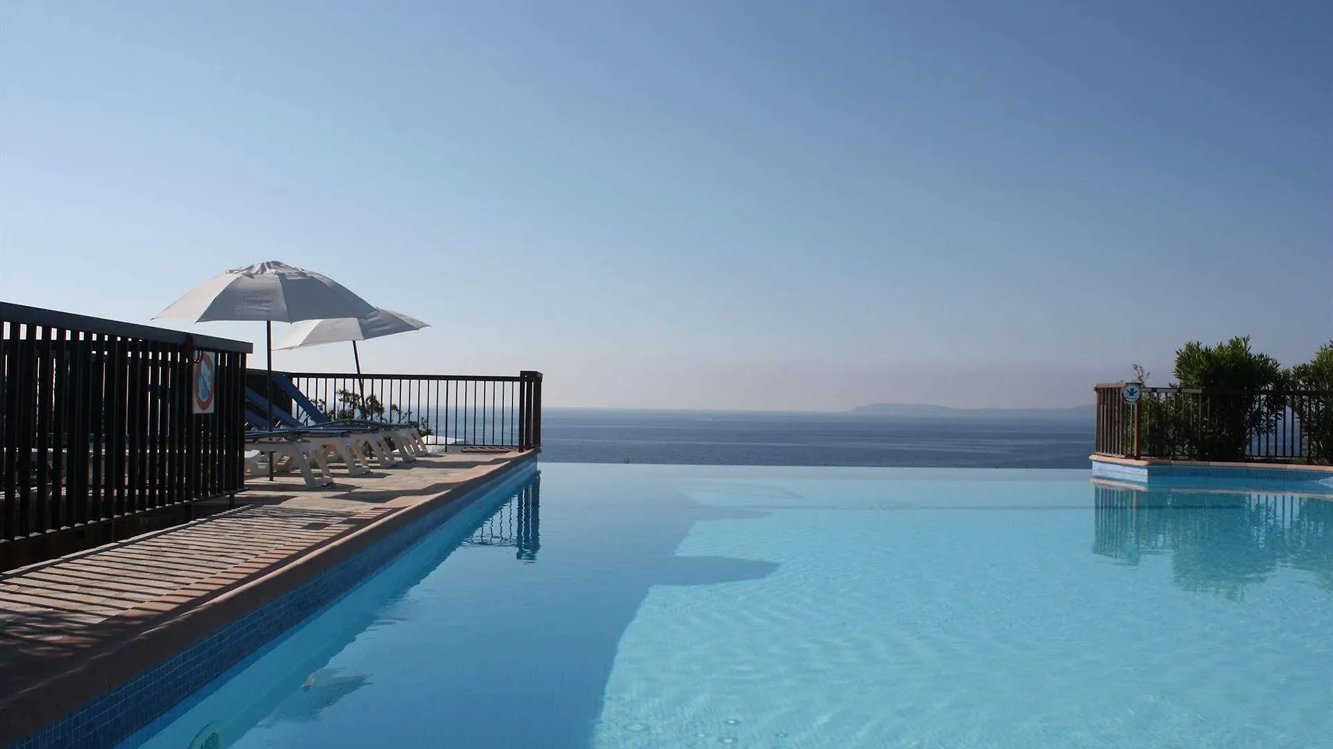 Residence Mmv Le Domaine De La Pinede Le Lavandou